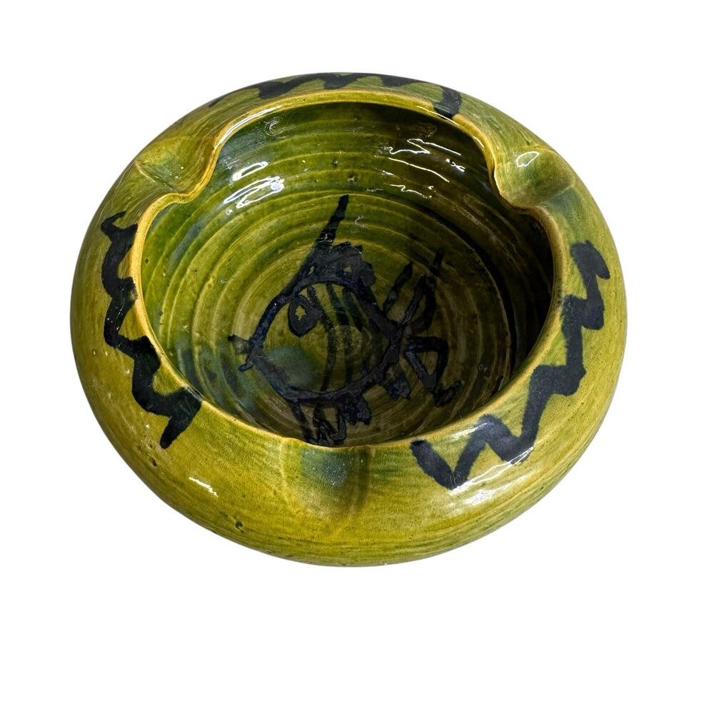 Native Ceramics LTD Ashtray Green Fish Art Bowl Retro